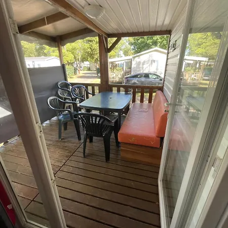 4 Etoiles Mobilhome Chez Jeje Et Fredo * סן ז'אן דה מון